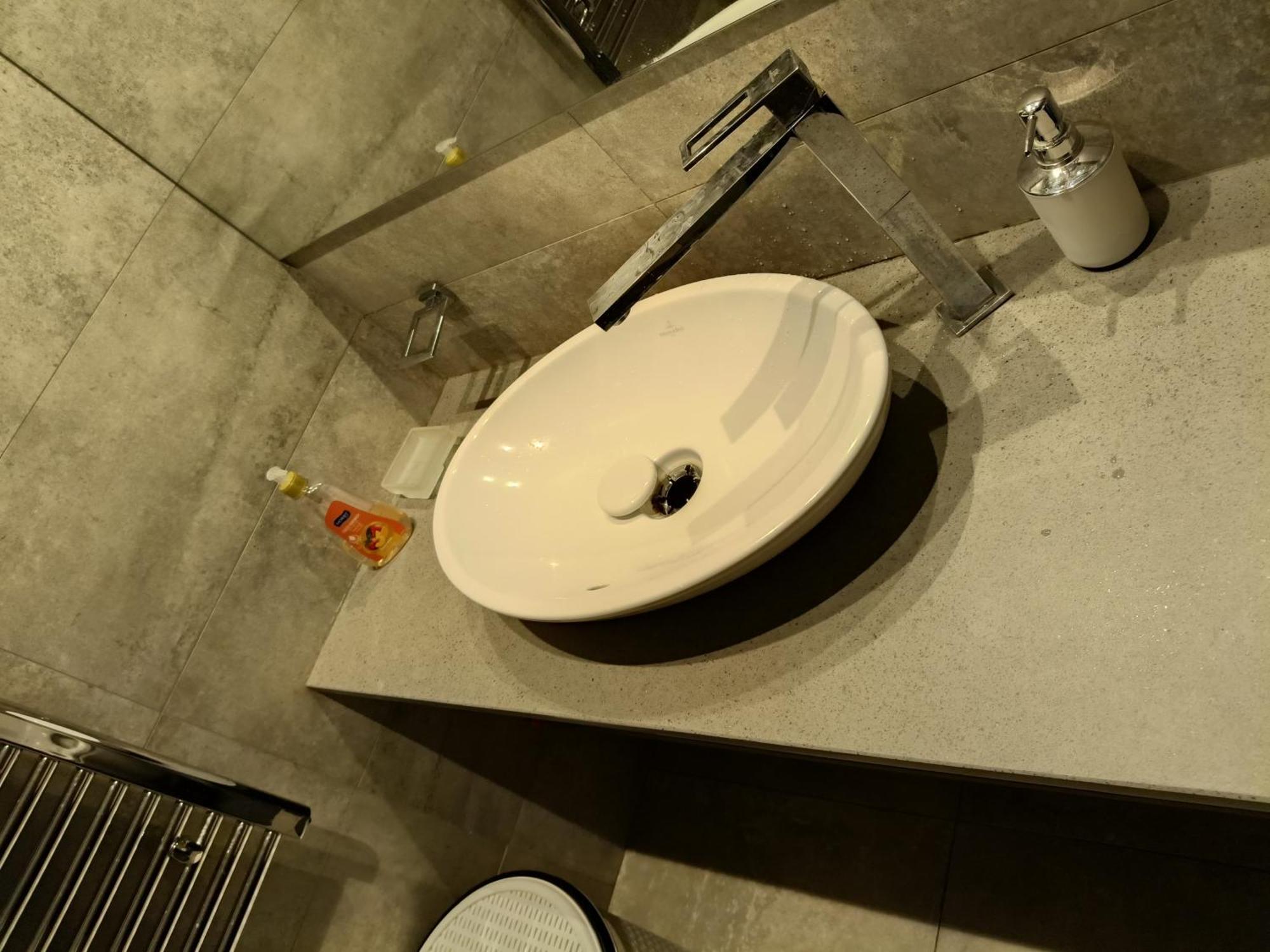 Urban Nest Apartment