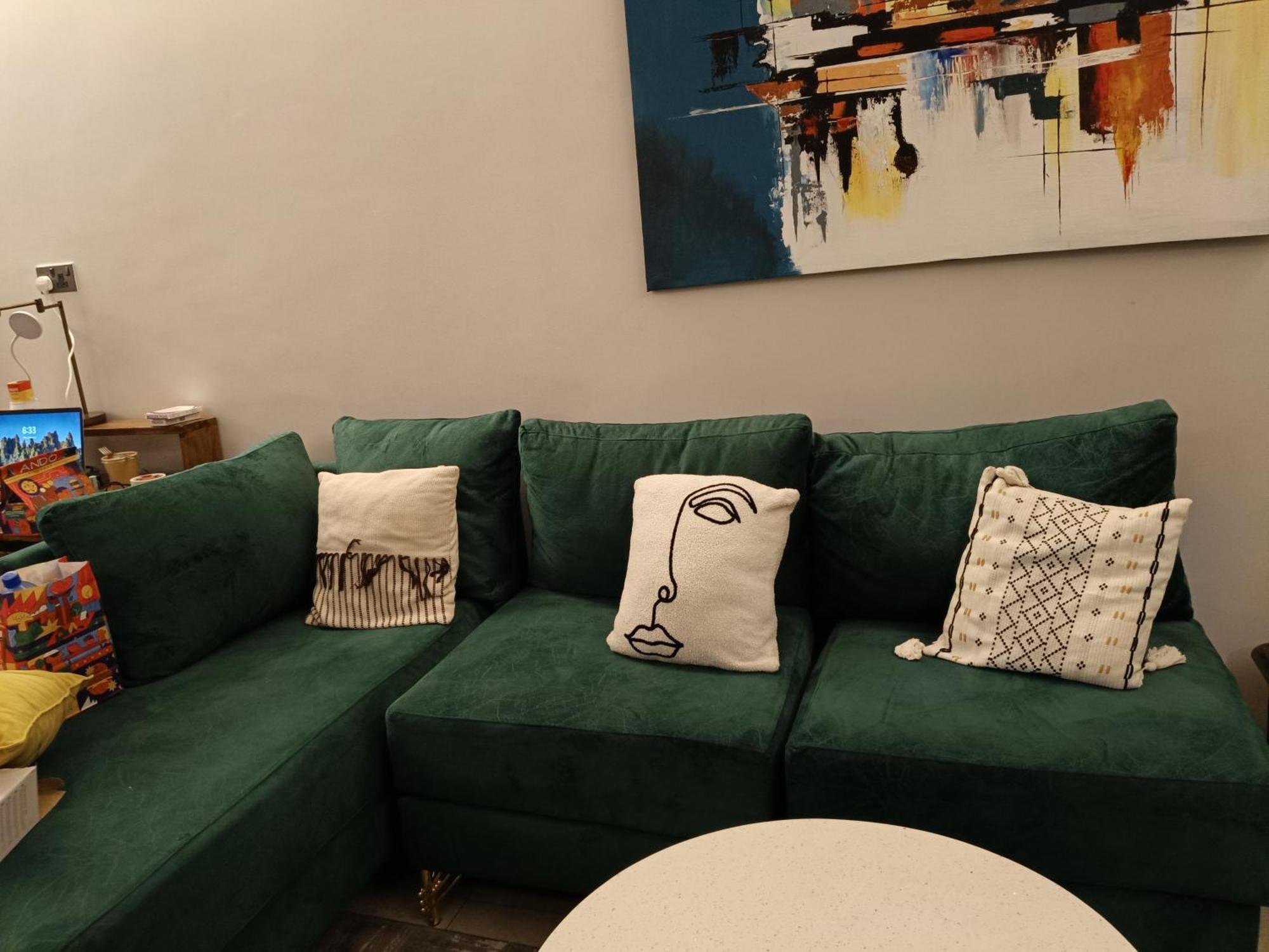 Urban Nest Apartment