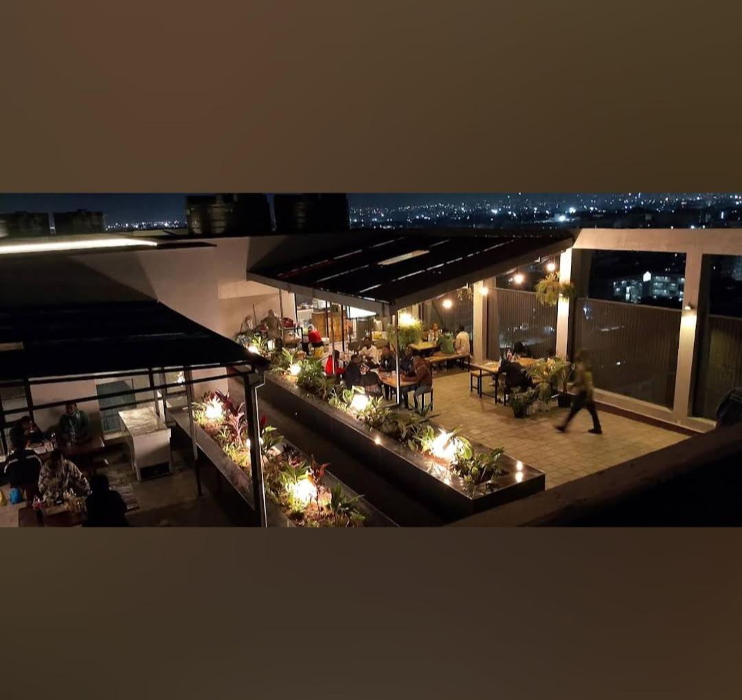 Tsavo Lifestyle Fedha Bed & Breakfast *