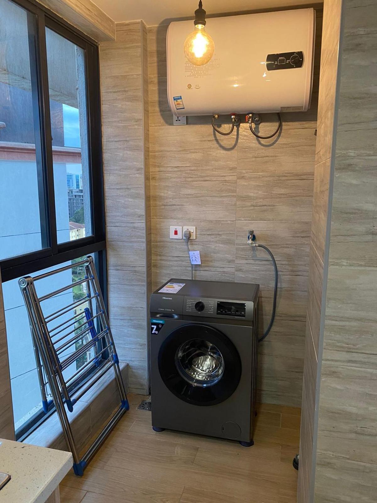 Supreme Luxury Living With Breathtaking Amazing Views Gym Heated Swimming Pool Fully Equipped Gym Children Playground And Ample Parking Space And Proximity To Major Shopping Malls And Gourmet Restraunts