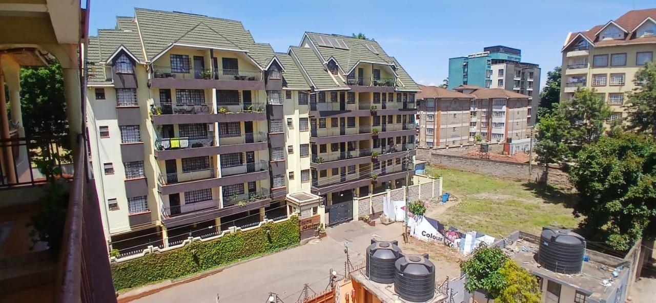 Apartment Johari And Shared Westlands