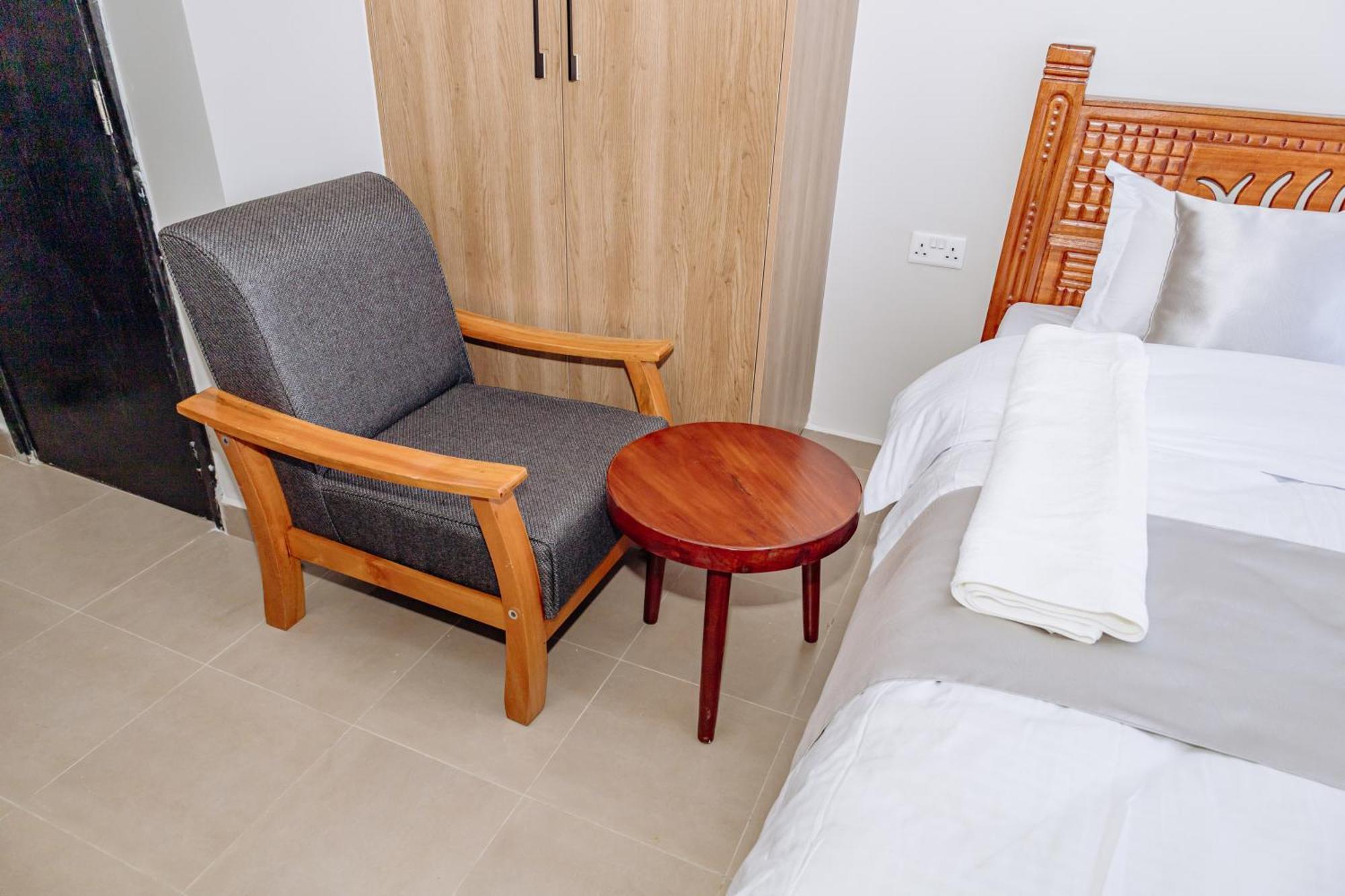 Bed & Breakfast Miiza Realtors