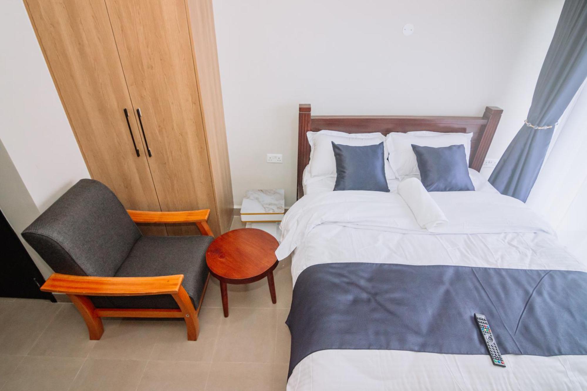 Miiza Realtors Bed & Breakfast