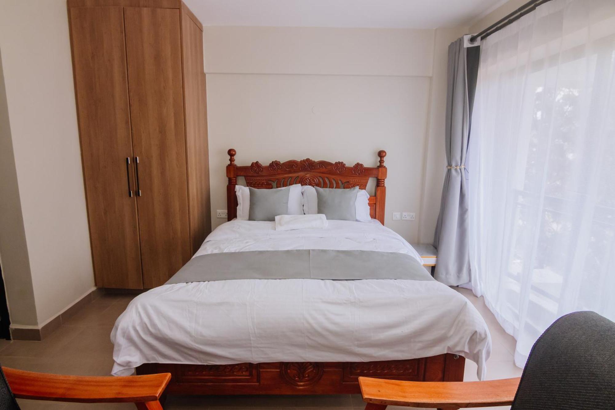 Bed & Breakfast Miiza Realtors *