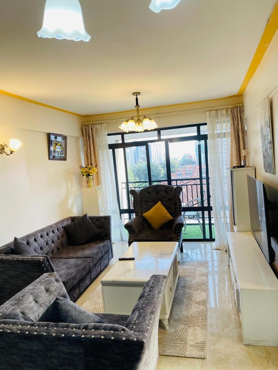 Apartment Kilimani Homes Paradise 2 Bedroom Near Yaya Centre Netflix And Balcony Nairobi