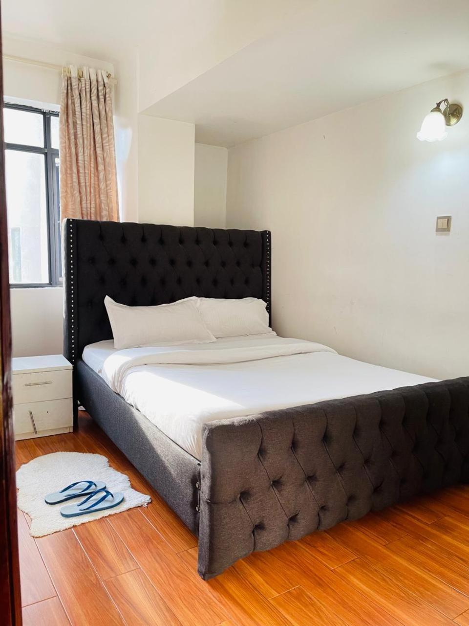 Kilimani Homes Paradise 2 Bedroom Near Yaya Centre Netflix And Balcony Nairobi