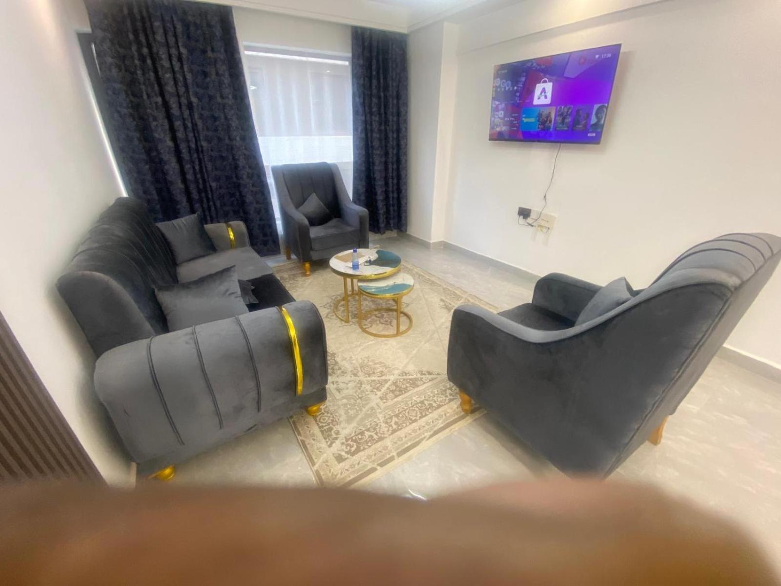 Golden Mango Hights Apartment