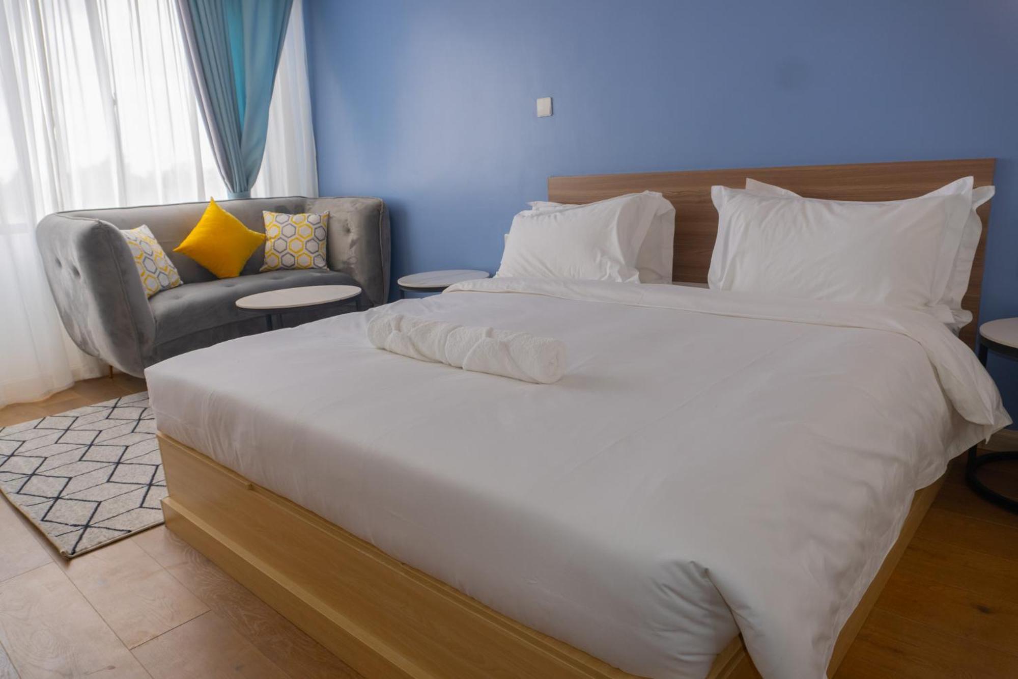 Laurell Hill Suites, Upper Hill * Nairobi