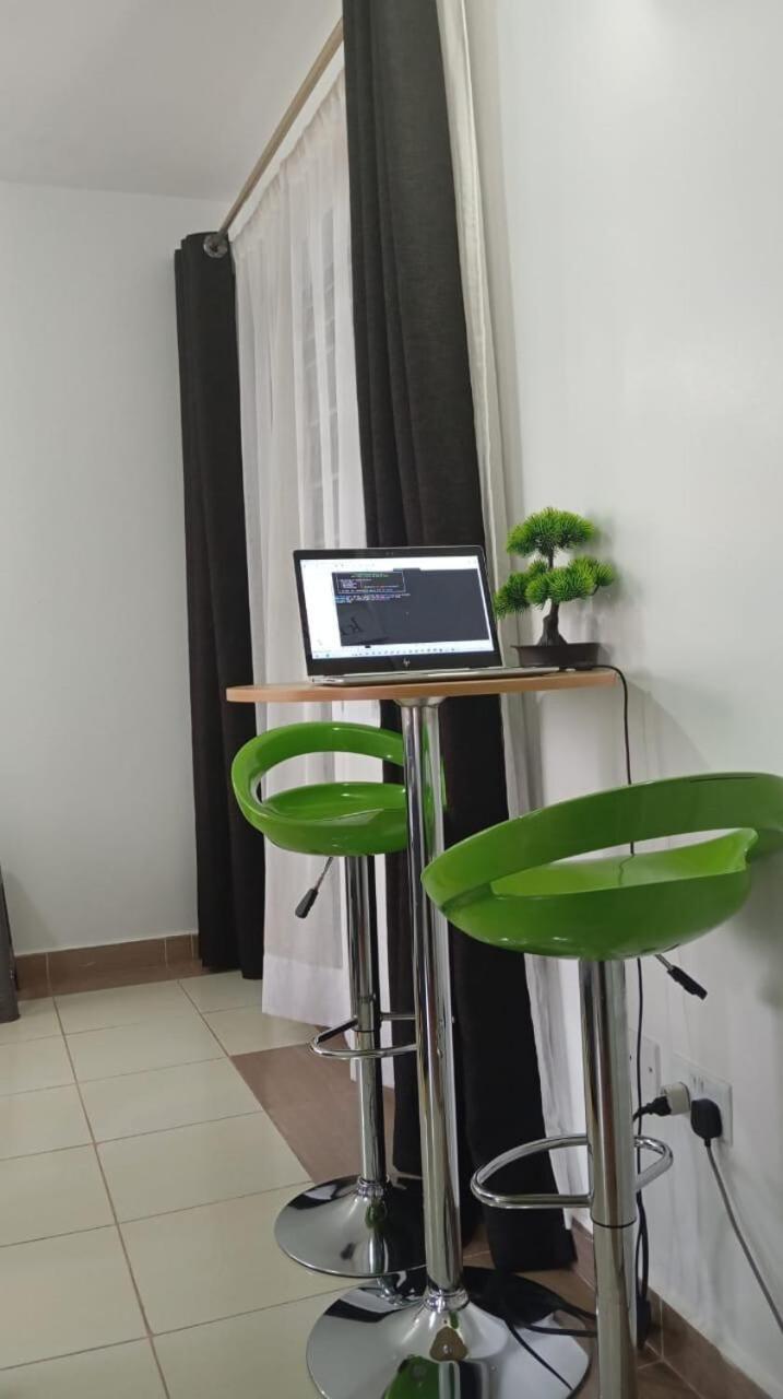 Serene Escape, Chic & Cozy Chess Apartment Nairobi