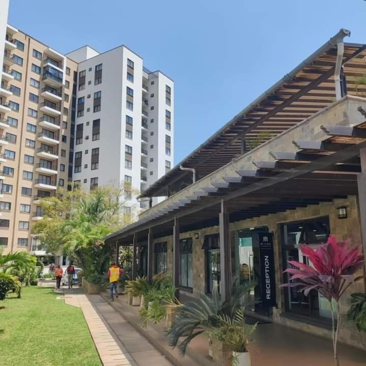 1br,gym, Pool, Klb Hse, Bb Court Apartment