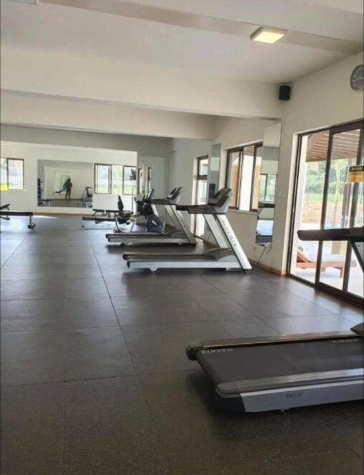 1br,gym, Pool, Klb Hse, Bb Court *