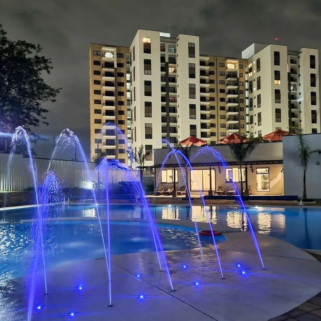 1br,gym, Pool, Klb Hse, Bb Court Apartment *