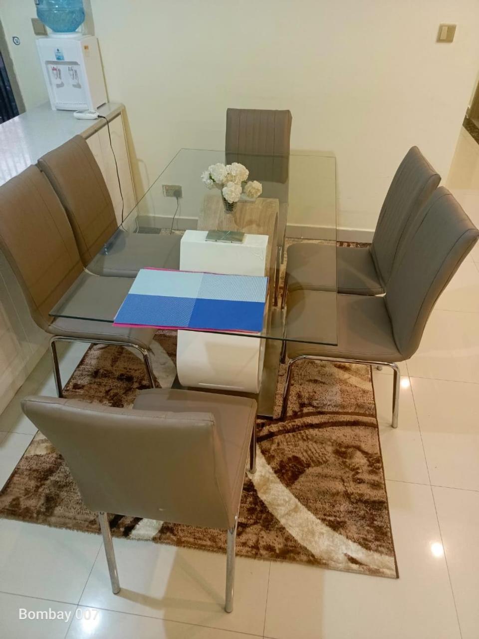 Apartment Executive Classy With Private Parking Space,children Playing Ground,swimming Pool,mordern Equipped Gym And Unbeatable Views Nairobi