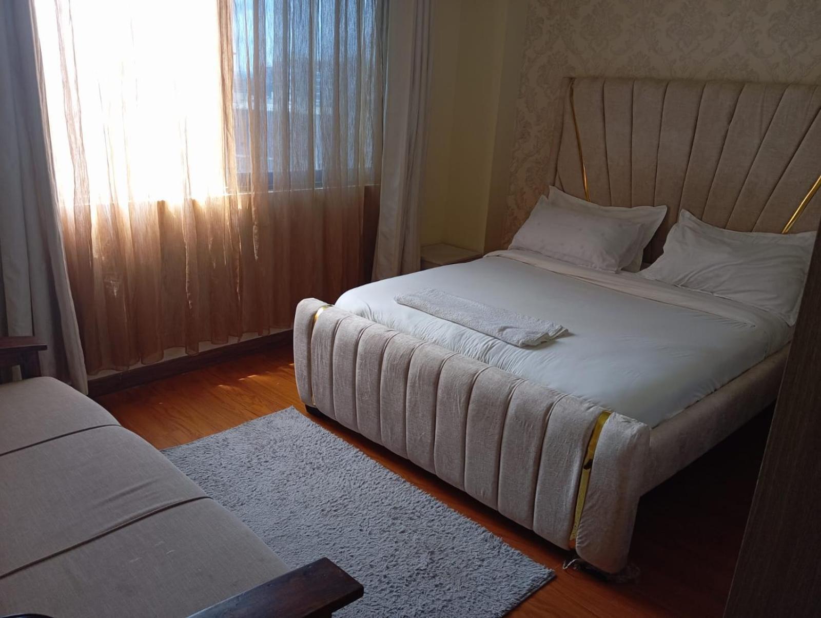 Executive Classy With Private Parking Space,children Playing Ground,swimming Pool,mordern Equipped Gym And Unbeatable Views Apartment