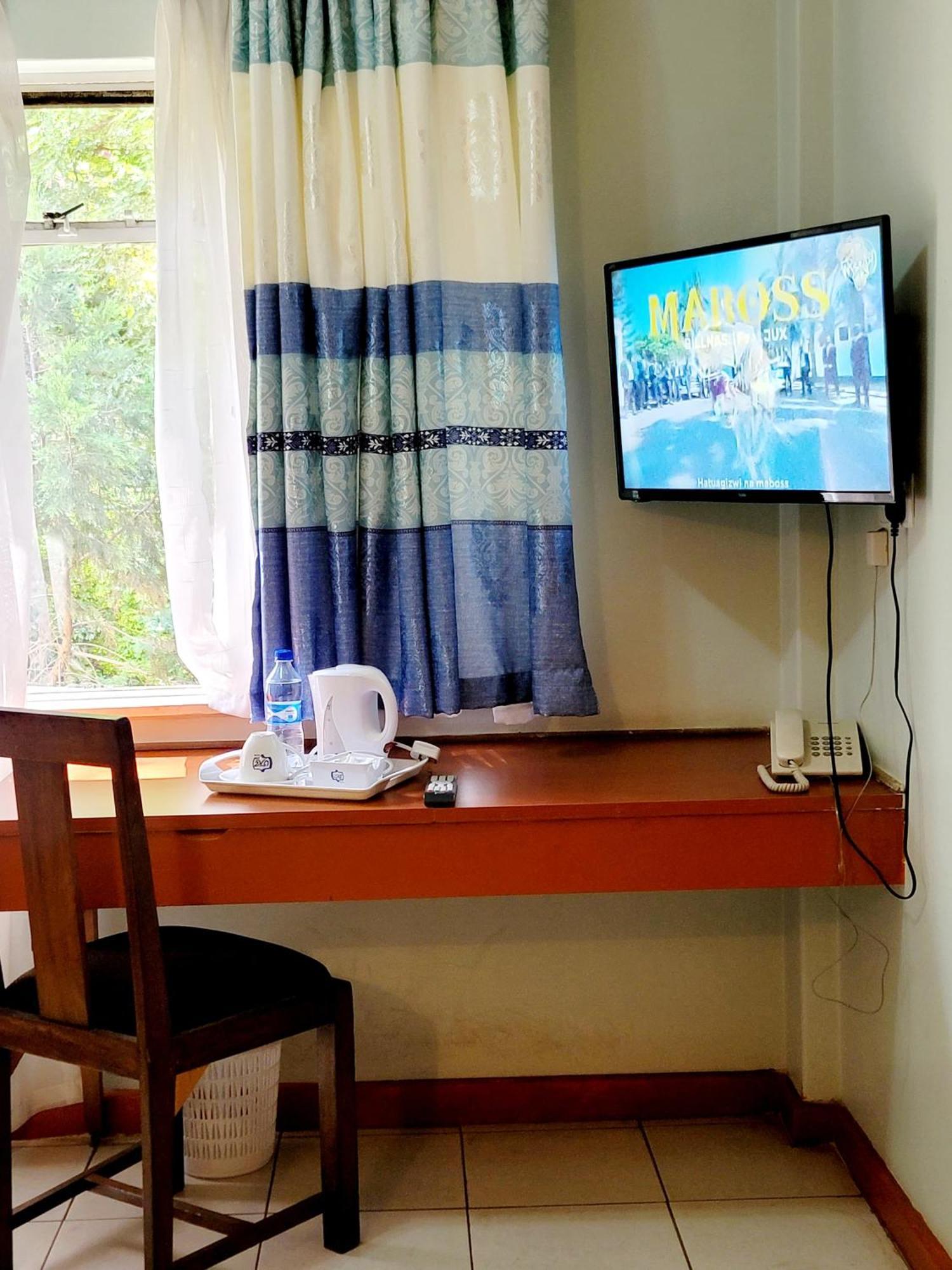 United Kenya Club 3*