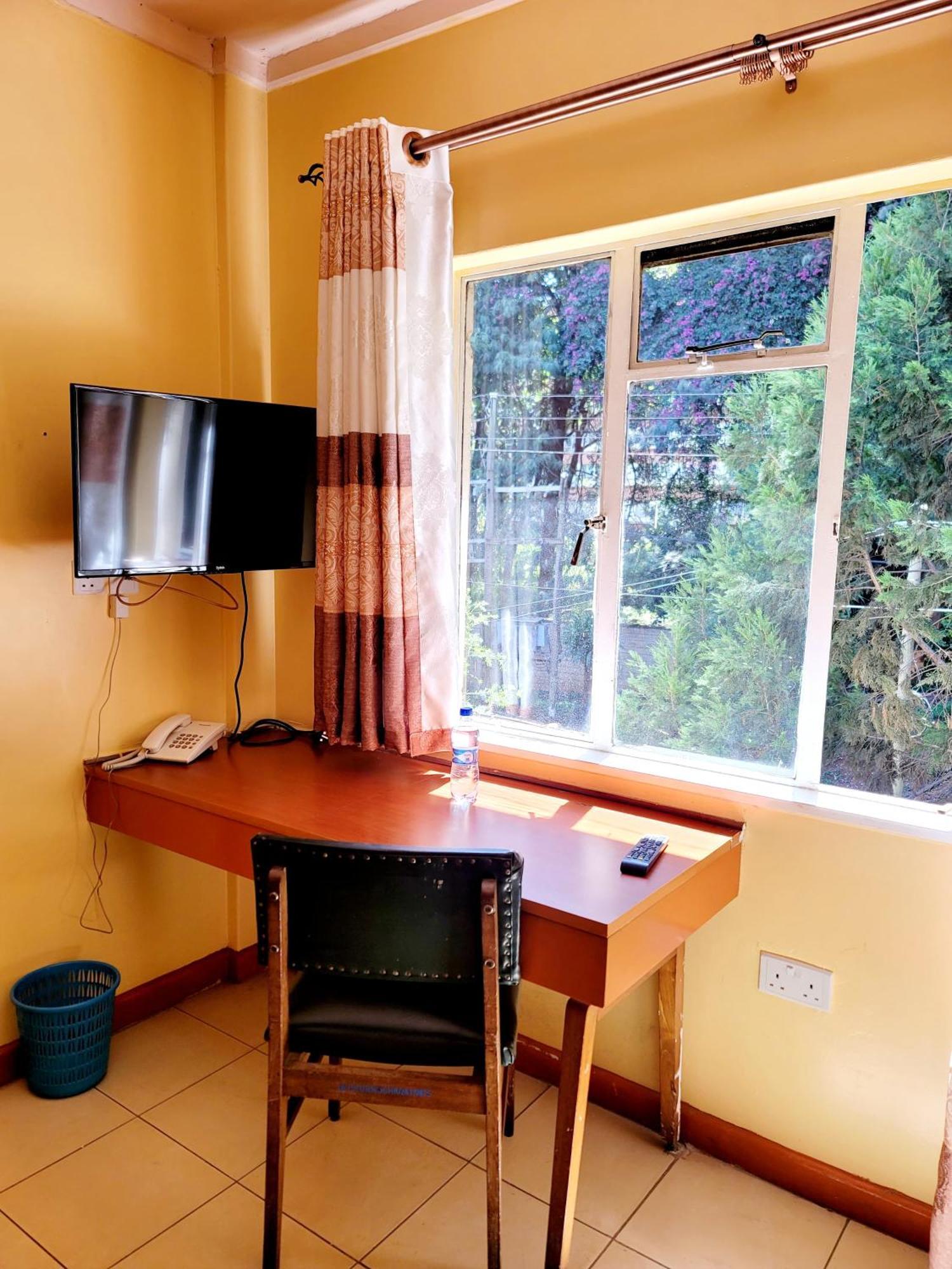 United Kenya Club Bed & Breakfast Nairobi