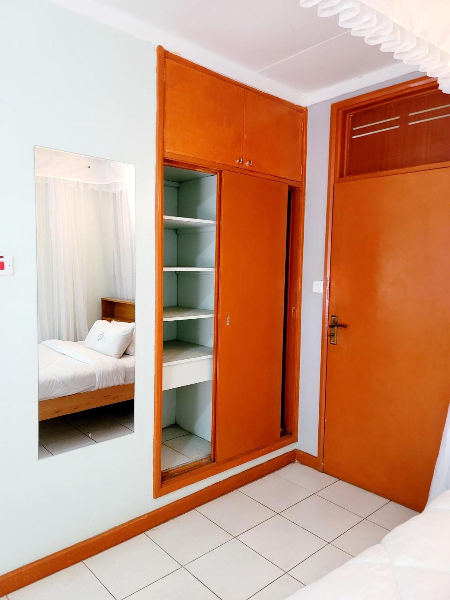 United Kenya Club 3* Nairobi