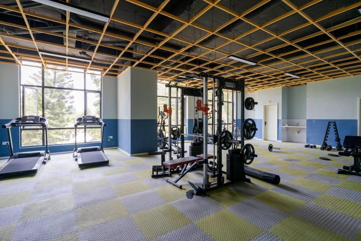 Plushy Nivla Haven With Pool,gym And Mini Mart Yaya Apartment *
