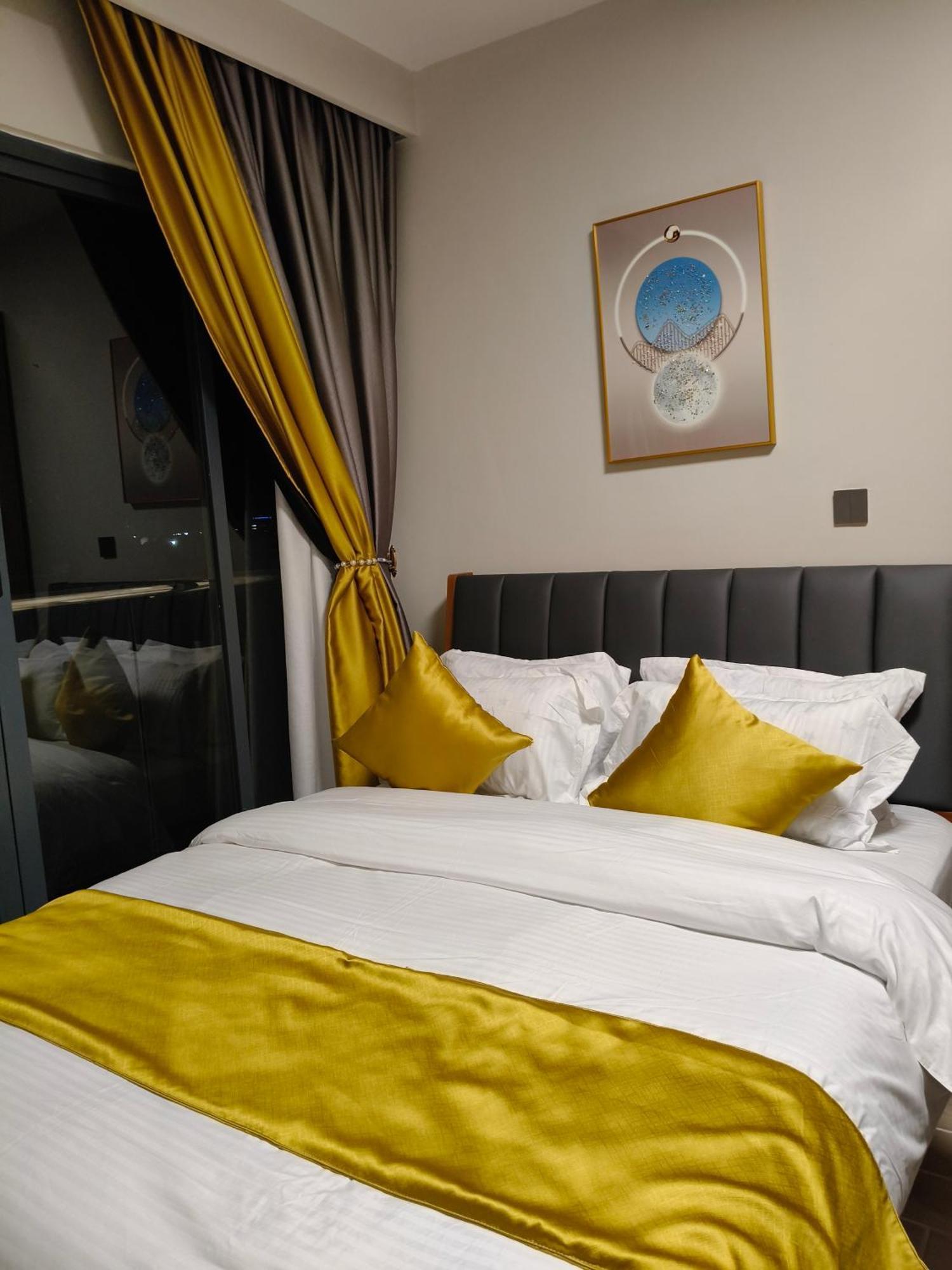 Taurus Residences *