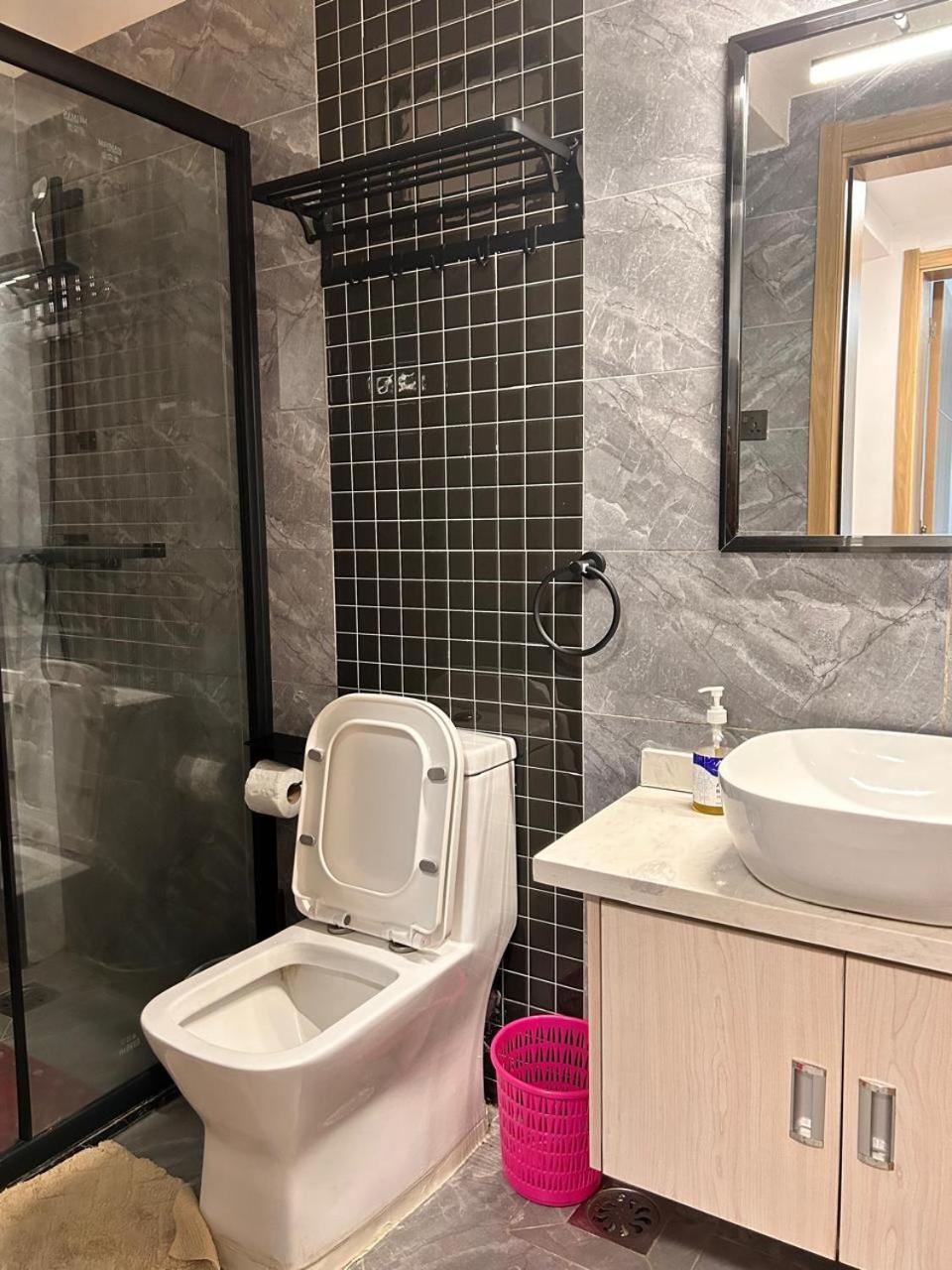Apartment Azure Elegance Kilimani