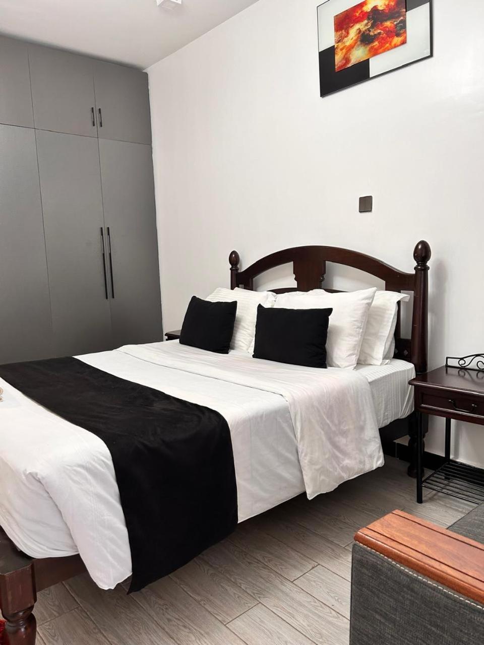 Apartment Azure Elegance Kilimani *