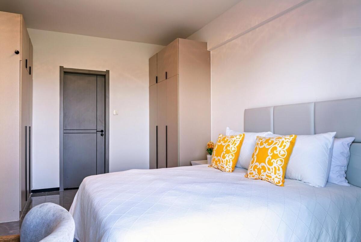 Cozy, Kileleshwa, 1 Bedroom Furnished Apartment *
