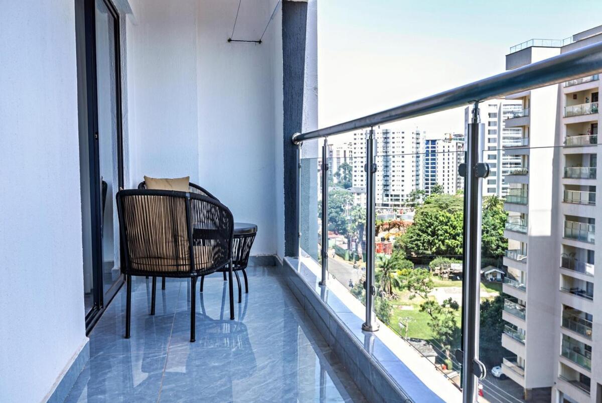 Cozy, Kileleshwa, 1 Bedroom Furnished Apartment Nairobi