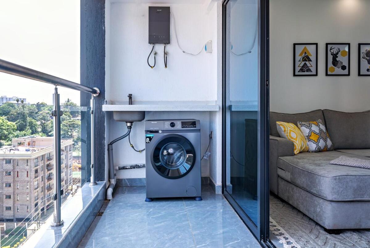 Cozy, Kileleshwa, 1 Bedroom Furnished * Nairobi