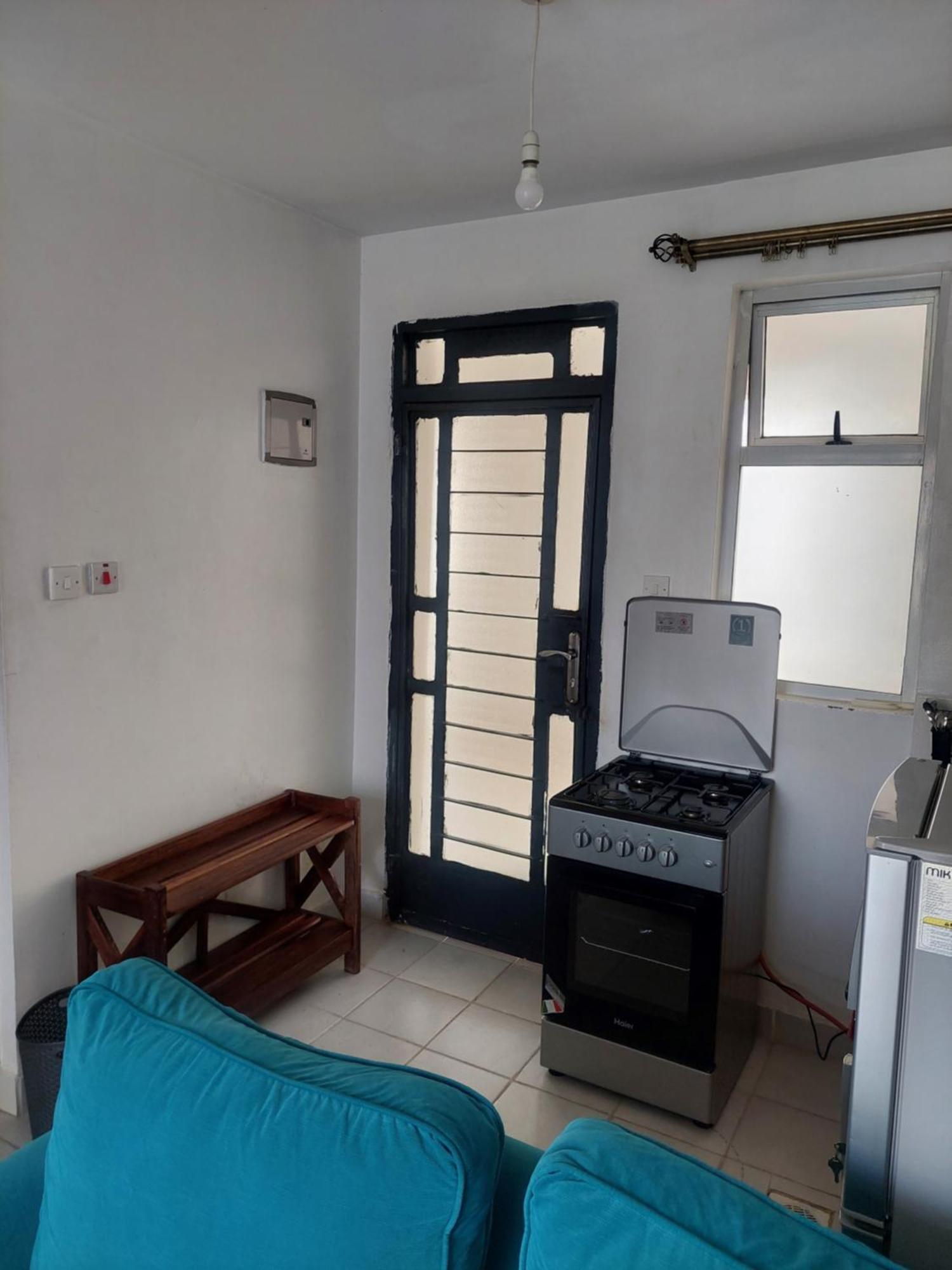 Cosy With A Swimming Pool, Free Parking Apartment Nairobi