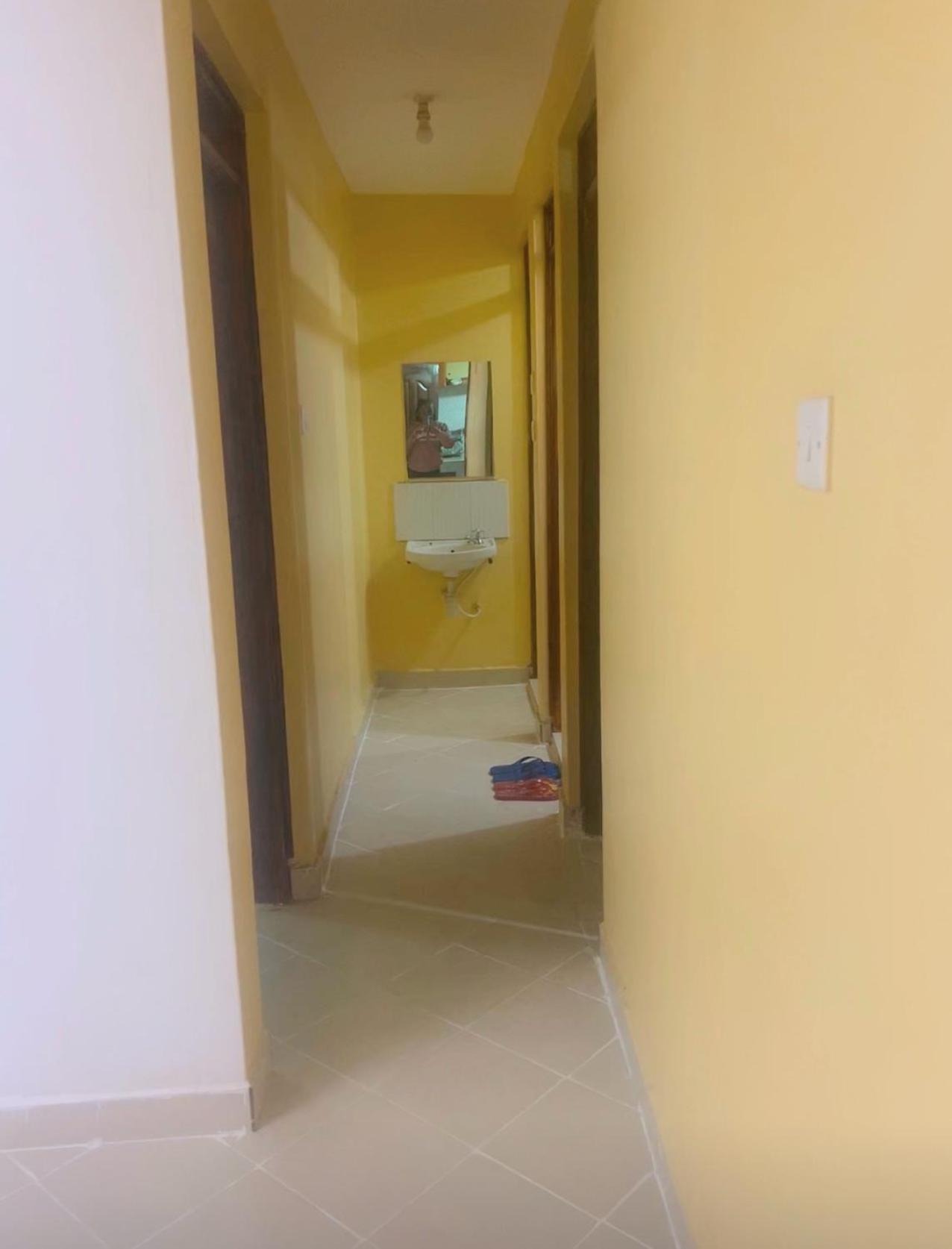 E5 2 Bedroom Apartment *
