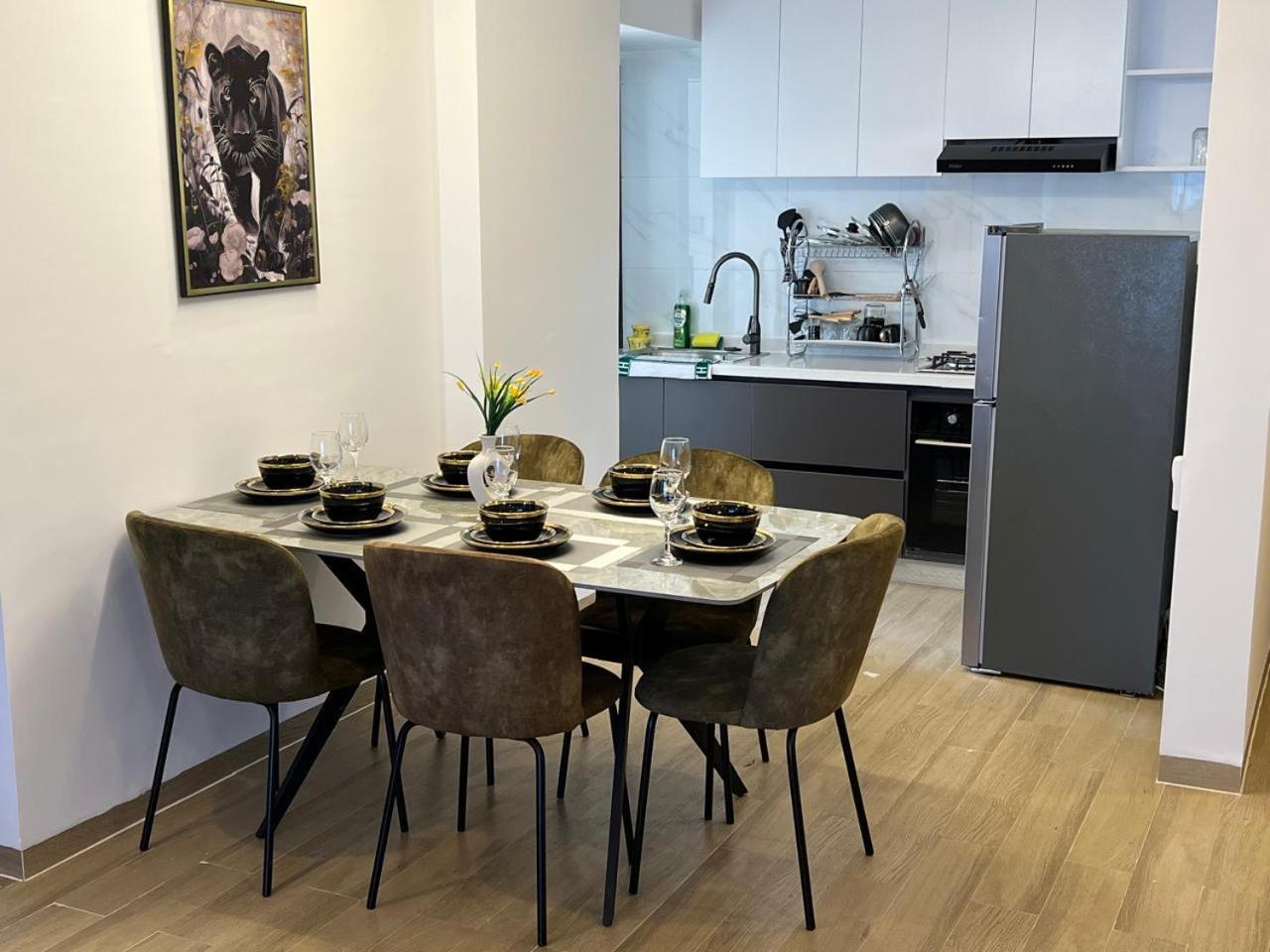 Luxury By Khomes Marinabay Square