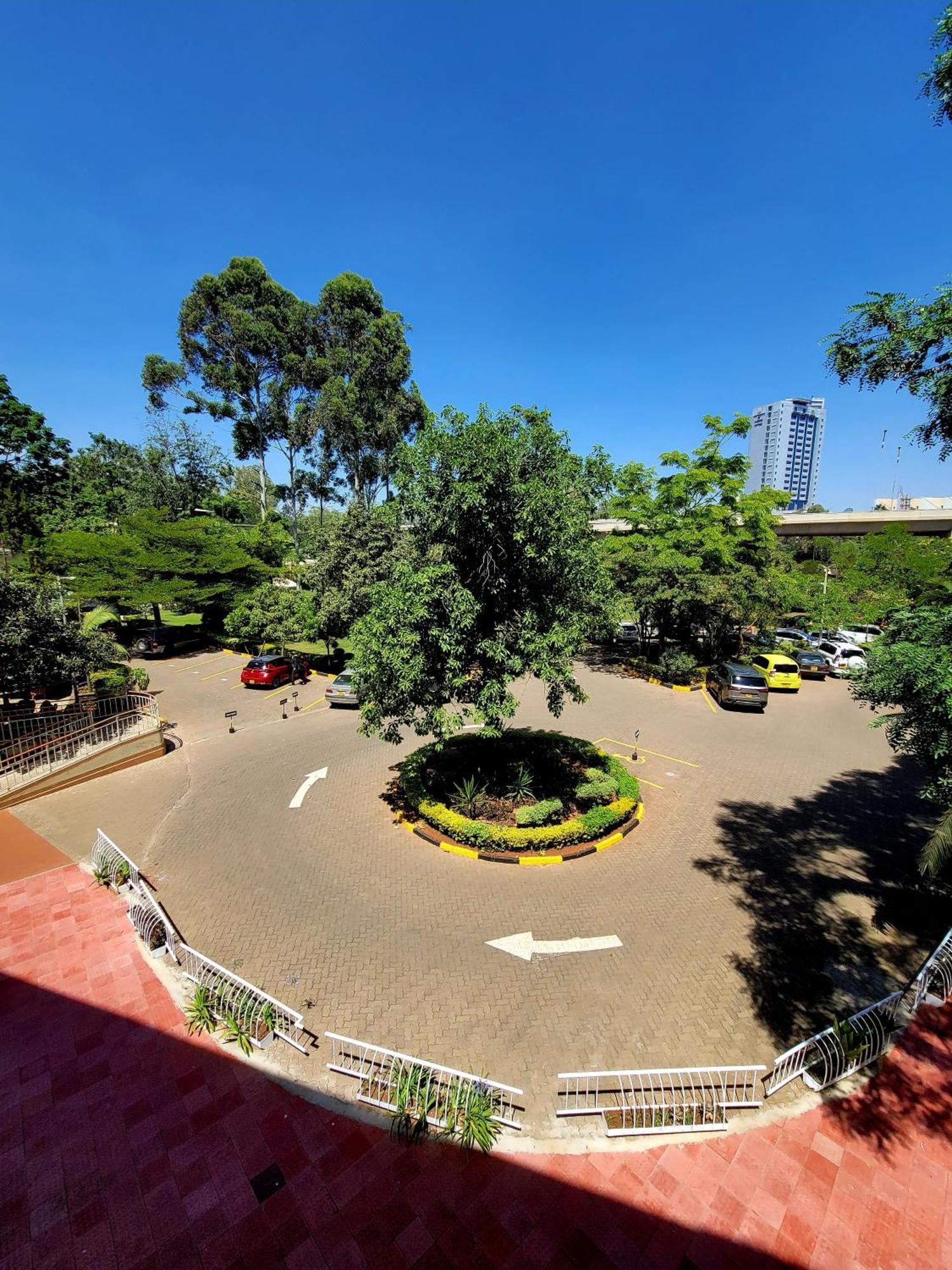 Bed & Breakfast United Kenya Club