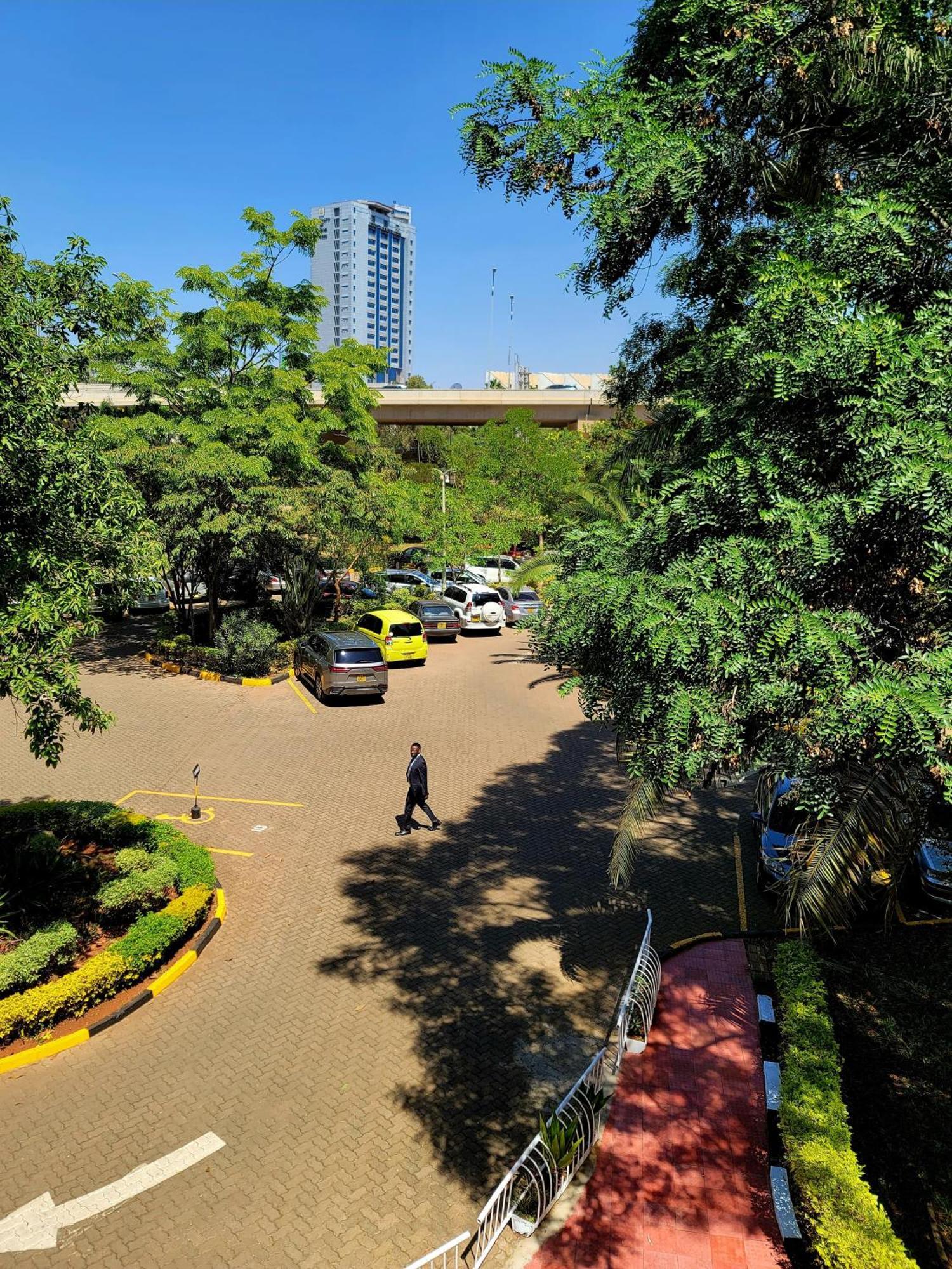 Bed & Breakfast United Kenya Club 3*