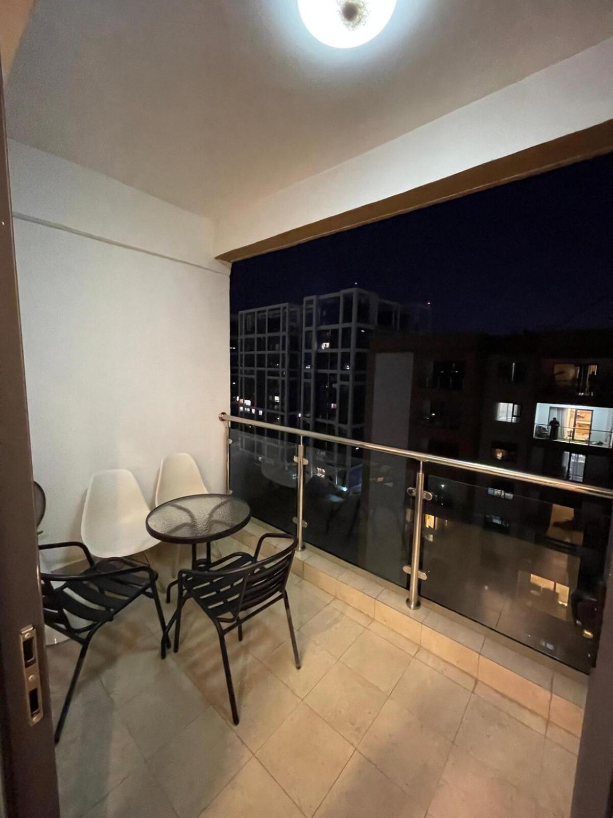 Apartment B 1206 Enzi Heights