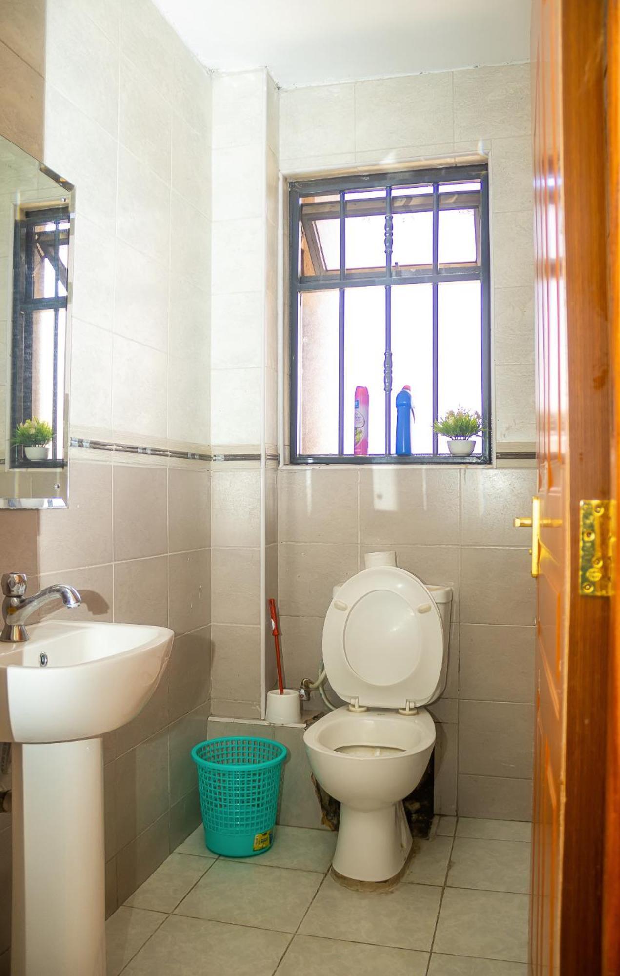 Apartment Luxury Two Bedroom Master & Nairobi