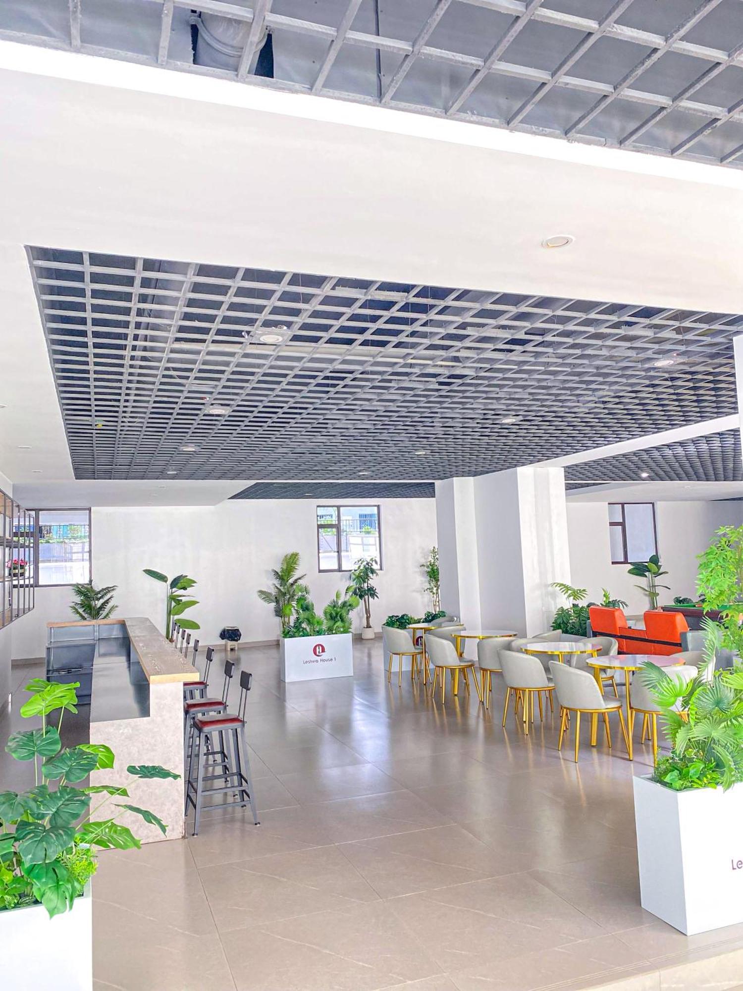 Apartment Pendeza Homes By K&s