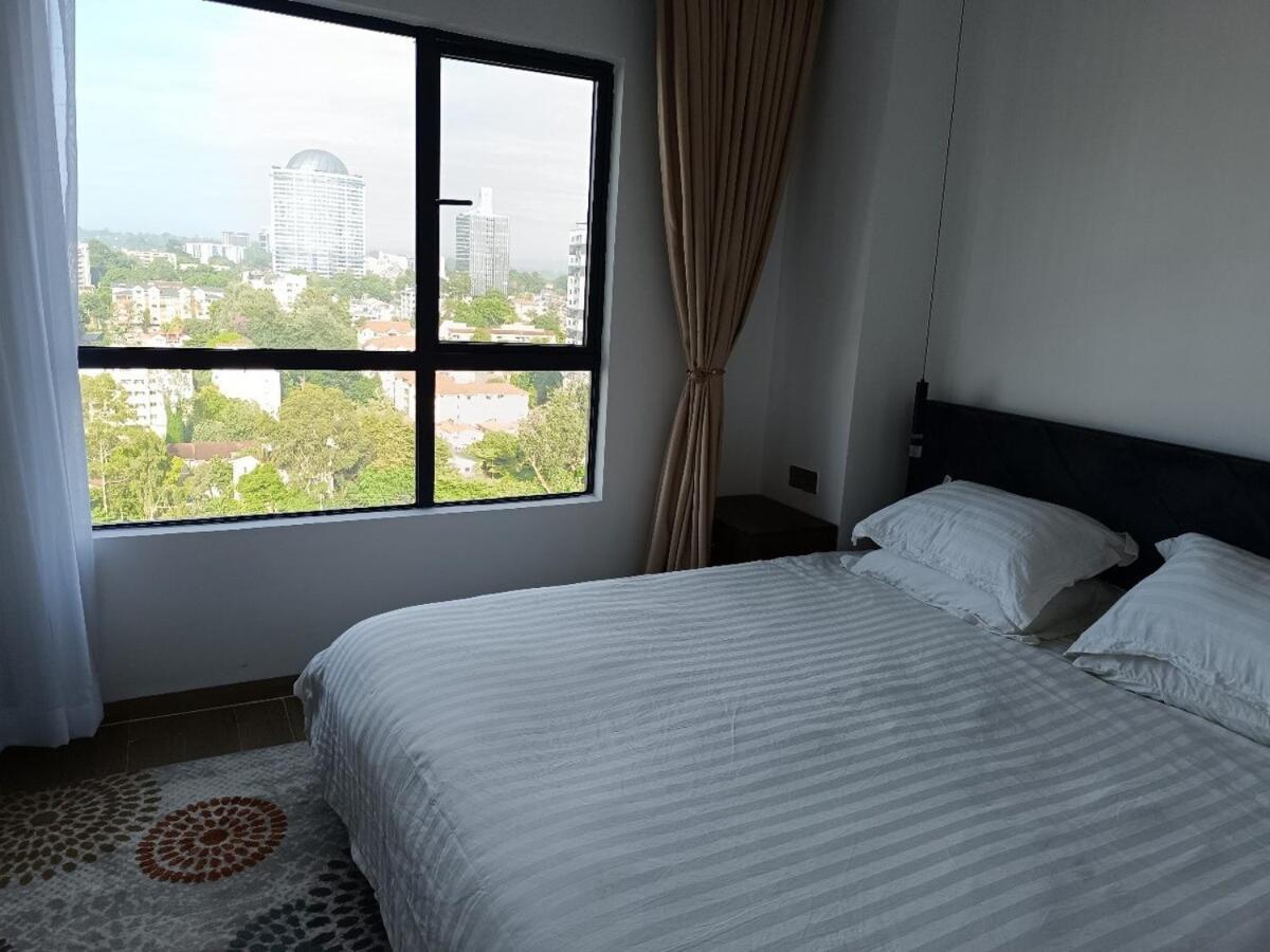 Apartment Scenic 15th Floor 2br , At Sports Road, Westlands With Master En-suite *