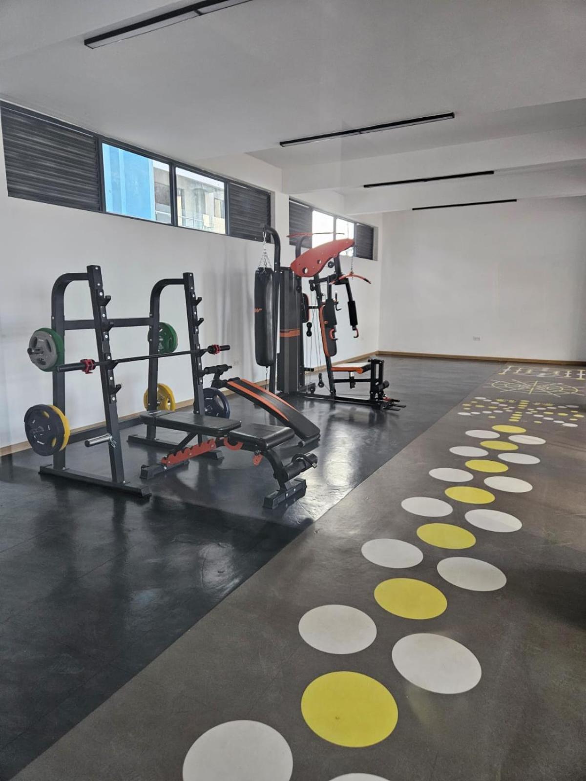 Ideal Homes, Apartment-b