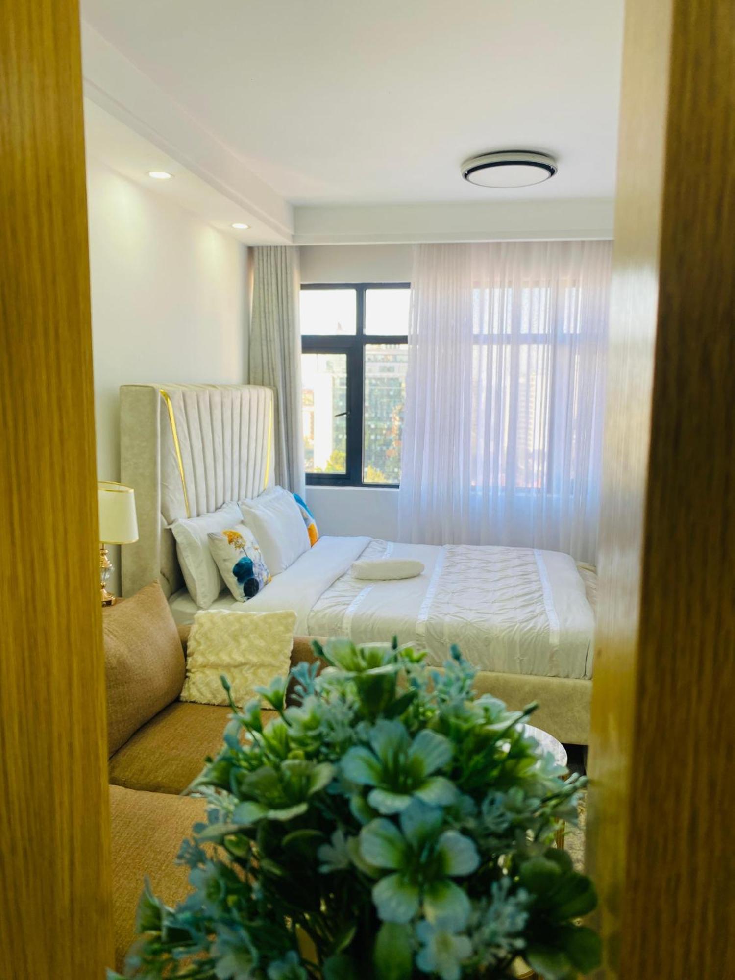 Apartamento Luxury In Kilimani, Equipped Gym, Speedy Wifi, Indoor Parking, Ngong Hills View From The 12th Floor, Kids Play Area *