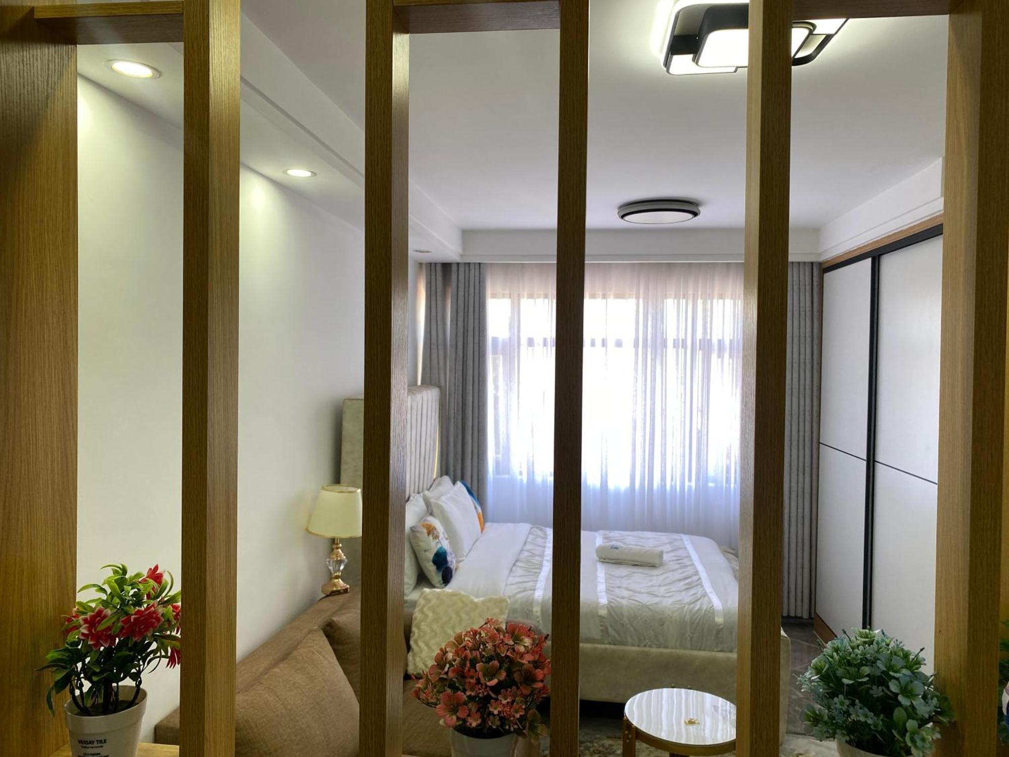 Luxury In Kilimani, Equipped Gym, Speedy Wifi, Indoor Parking, Ngong Hills View From The 12th Floor, Kids Play Area *