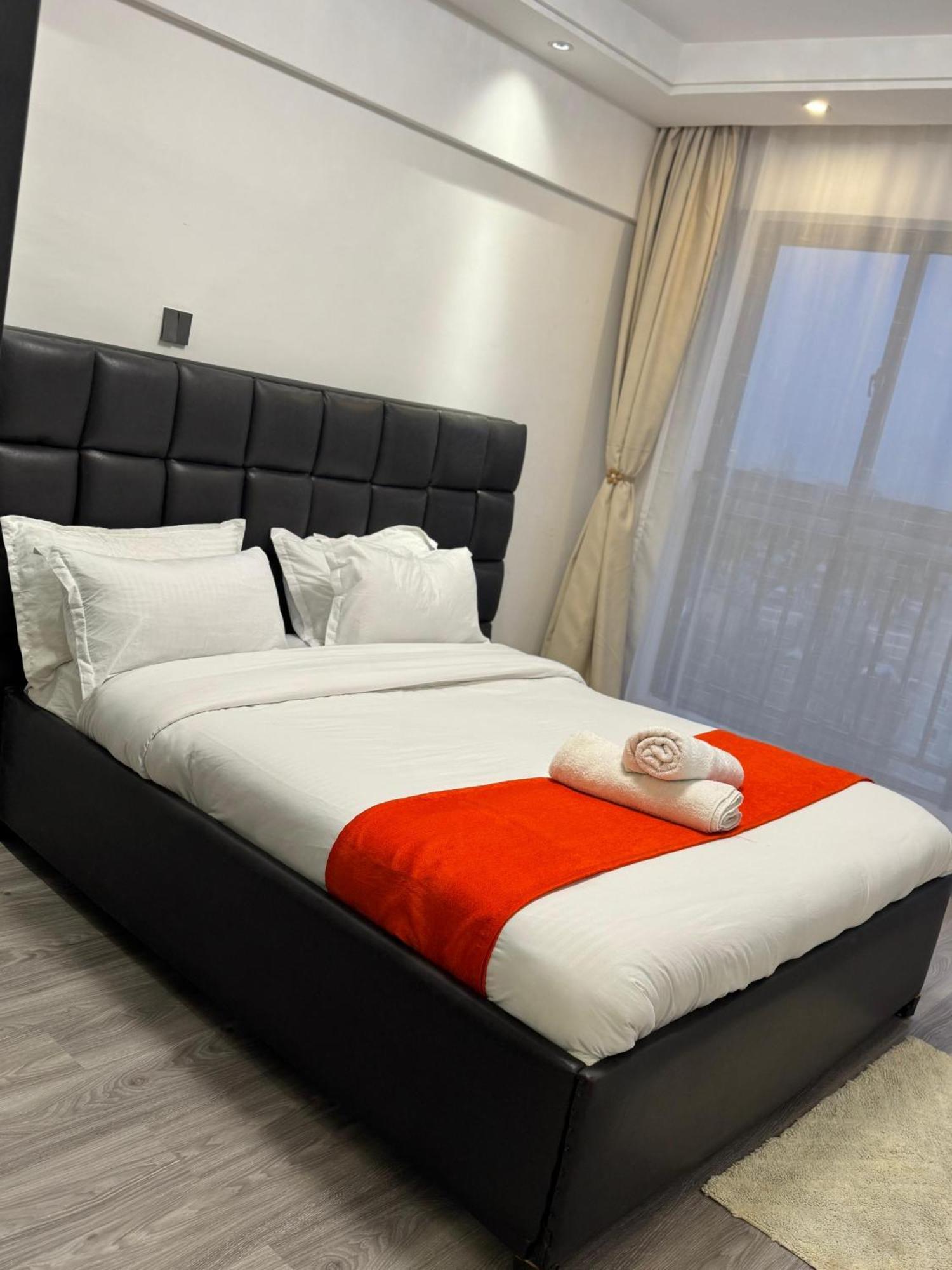 Arata Apartment