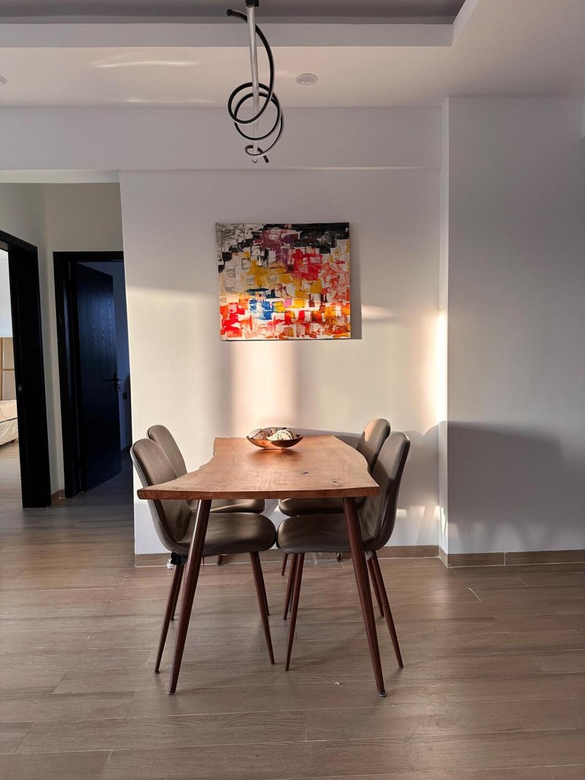 Luxury Two Br Westlands,roofpool & Gym *