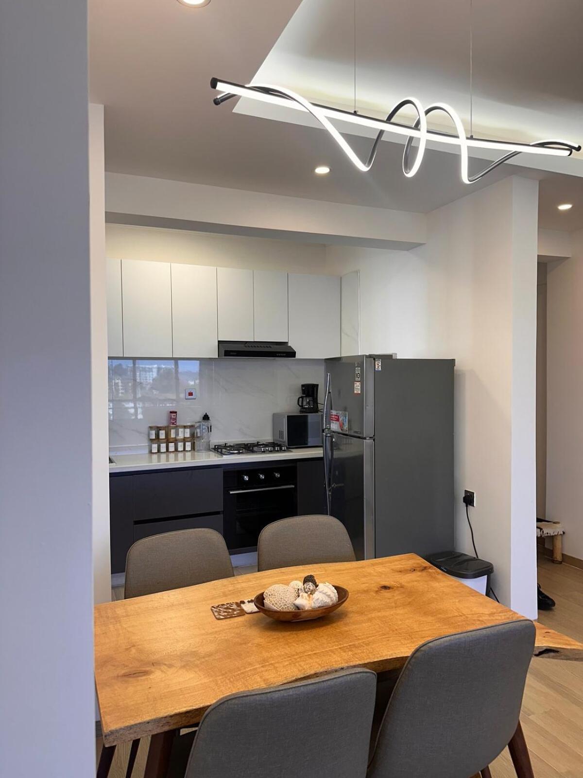 Luxury Two Br Westlands,roofpool & Gym