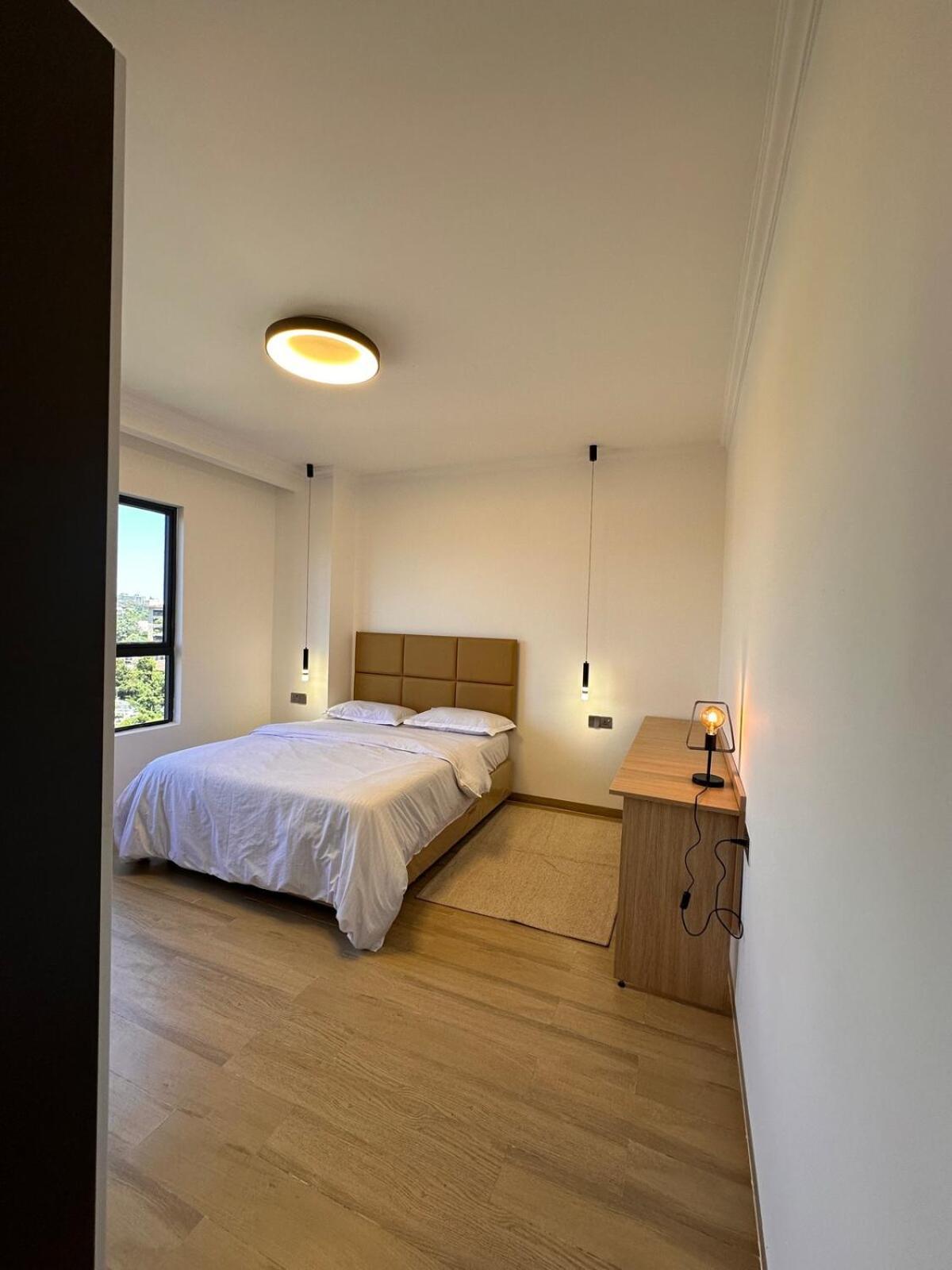 Apartment Luxury Two Br Westlands,roofpool & Gym *