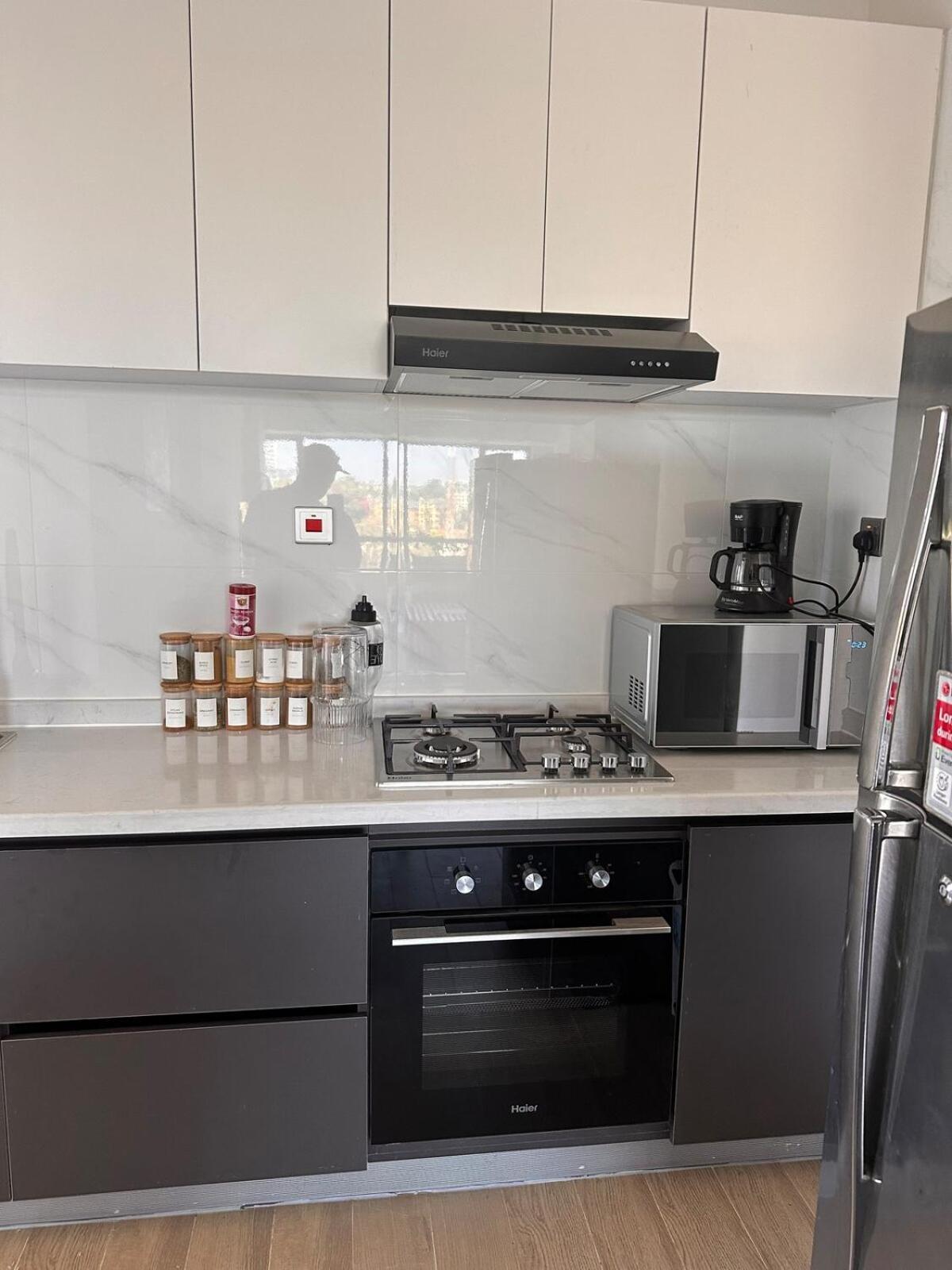 Apartment Luxury Two Br Westlands,roofpool & Gym *