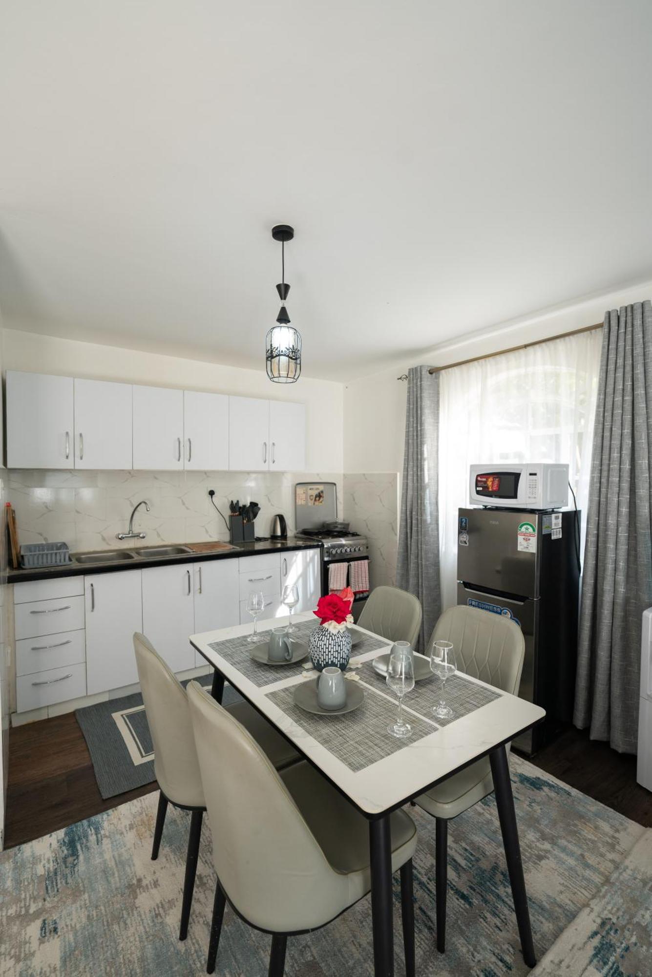 Apartment Arabella Luxe Near Waterfront Mall - Karen
