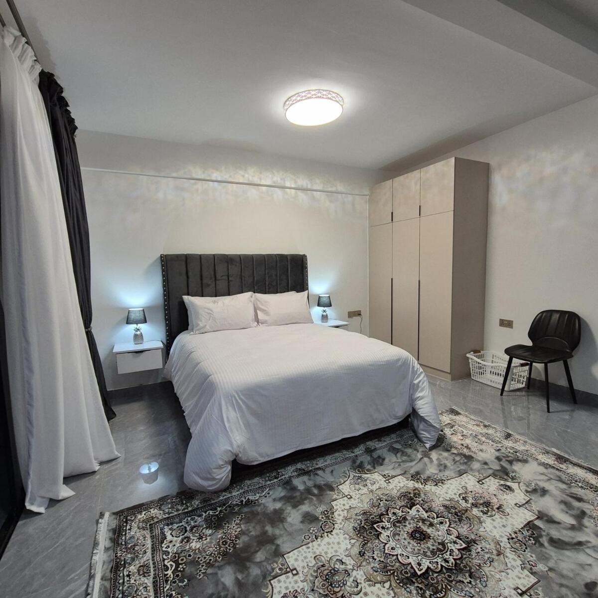 Welcome To Demphy Stays! Apartment *