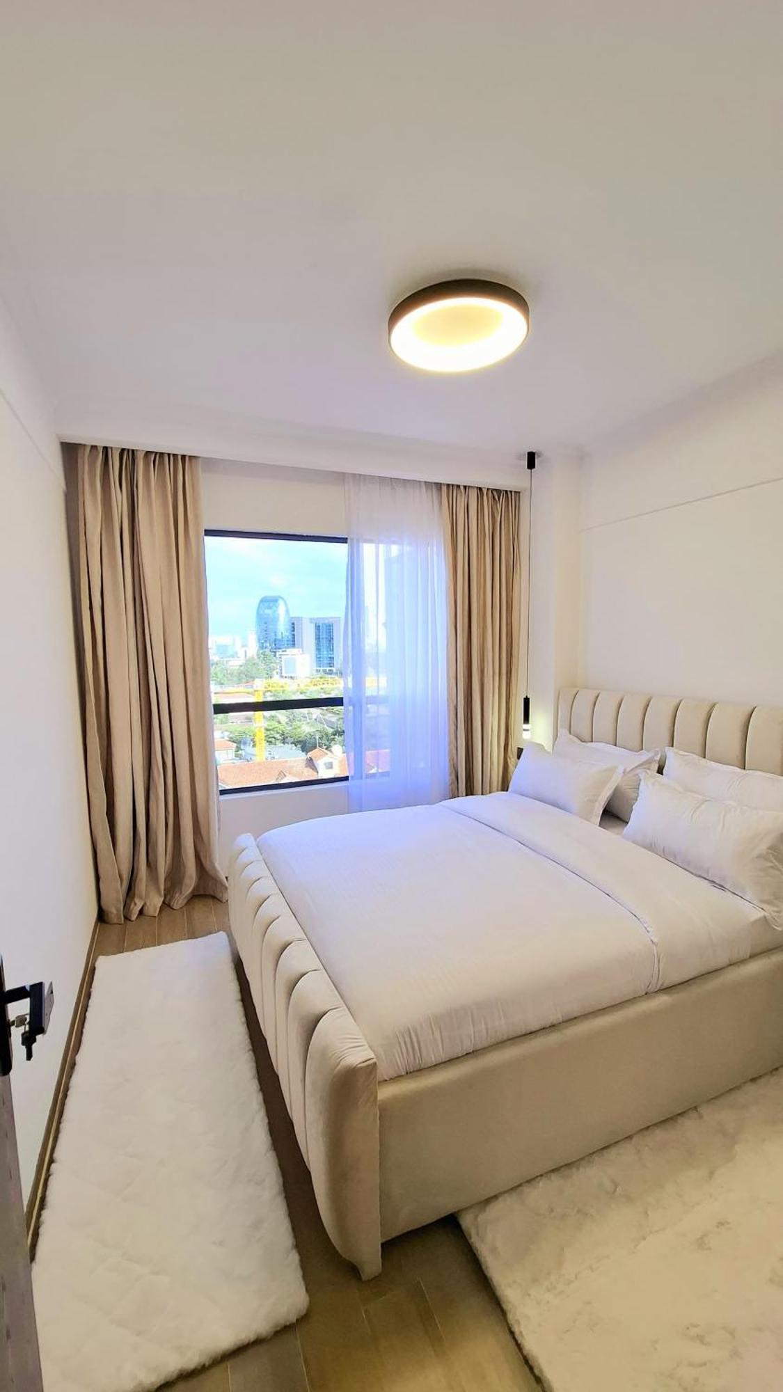 1 Bedroom Westland Apartment *
