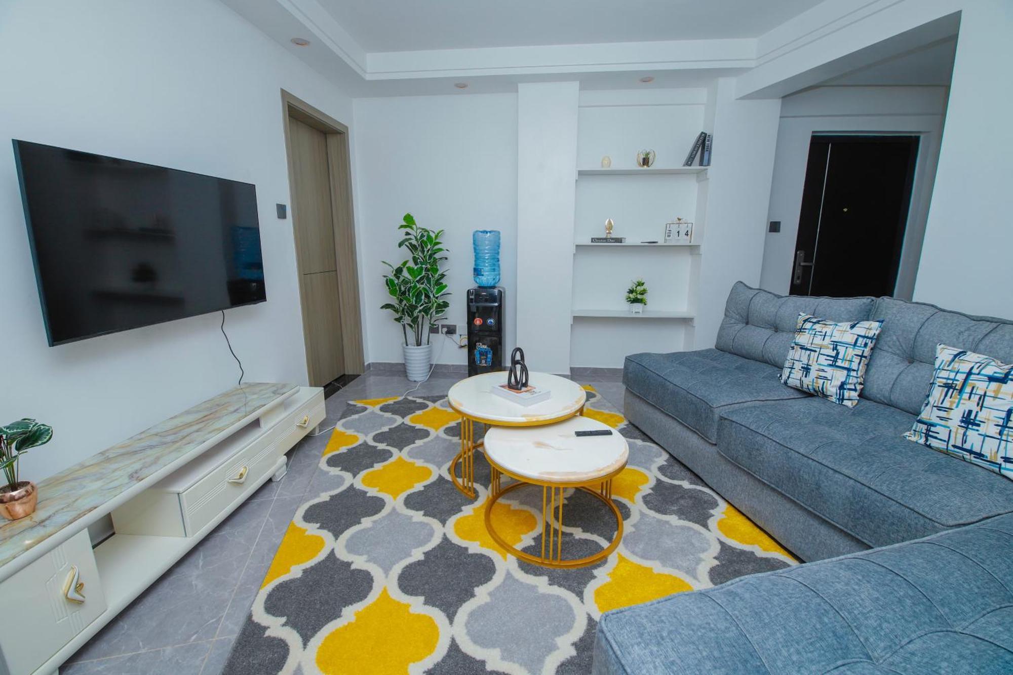 Sweet Apartment *