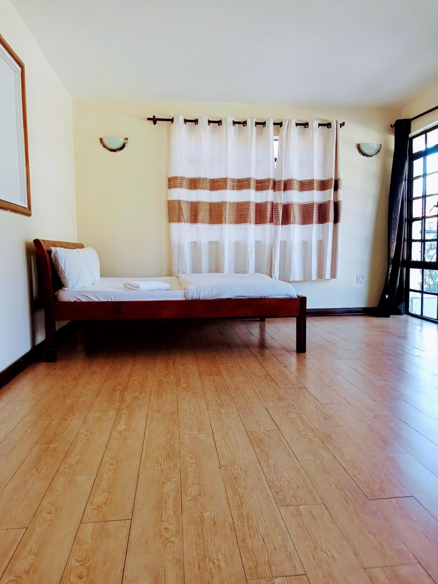 Kilimani Just For Sleep Homestay *